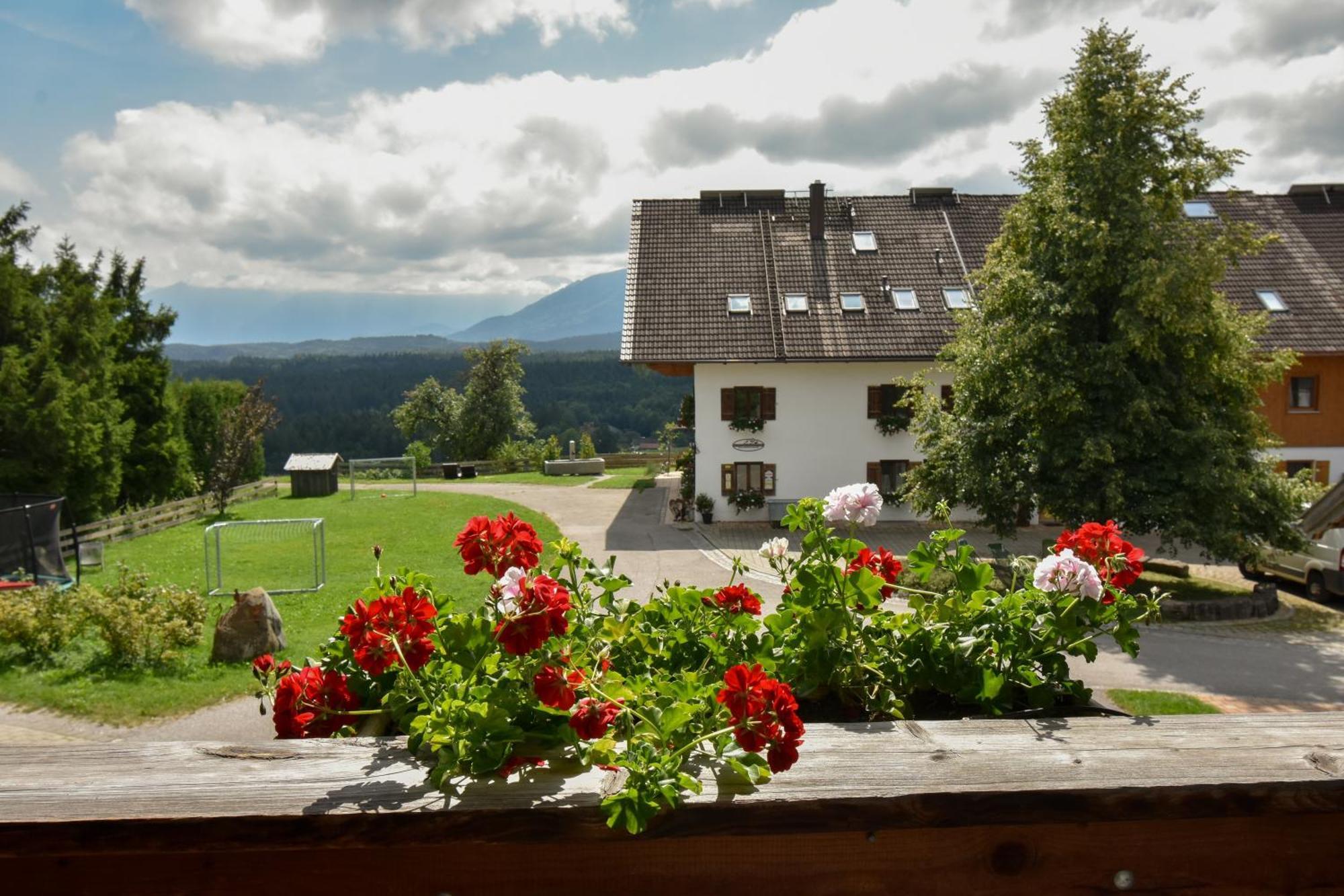 Biohof-Rechenmacher Uffing Buitenkant foto
